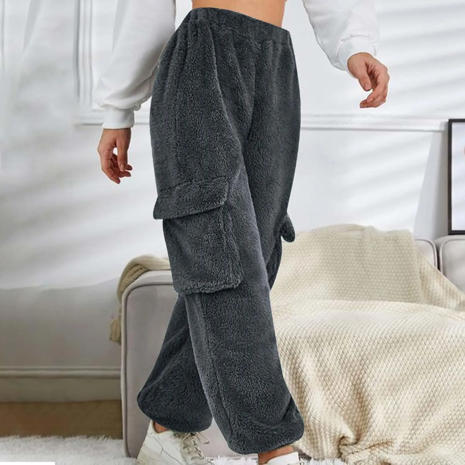 Women Plush Fluffy Pants Cargo Pockets Casual Warm Soft Fleece Elastic Waist Pajama Bottoms Winter Cozy Lounge Pants