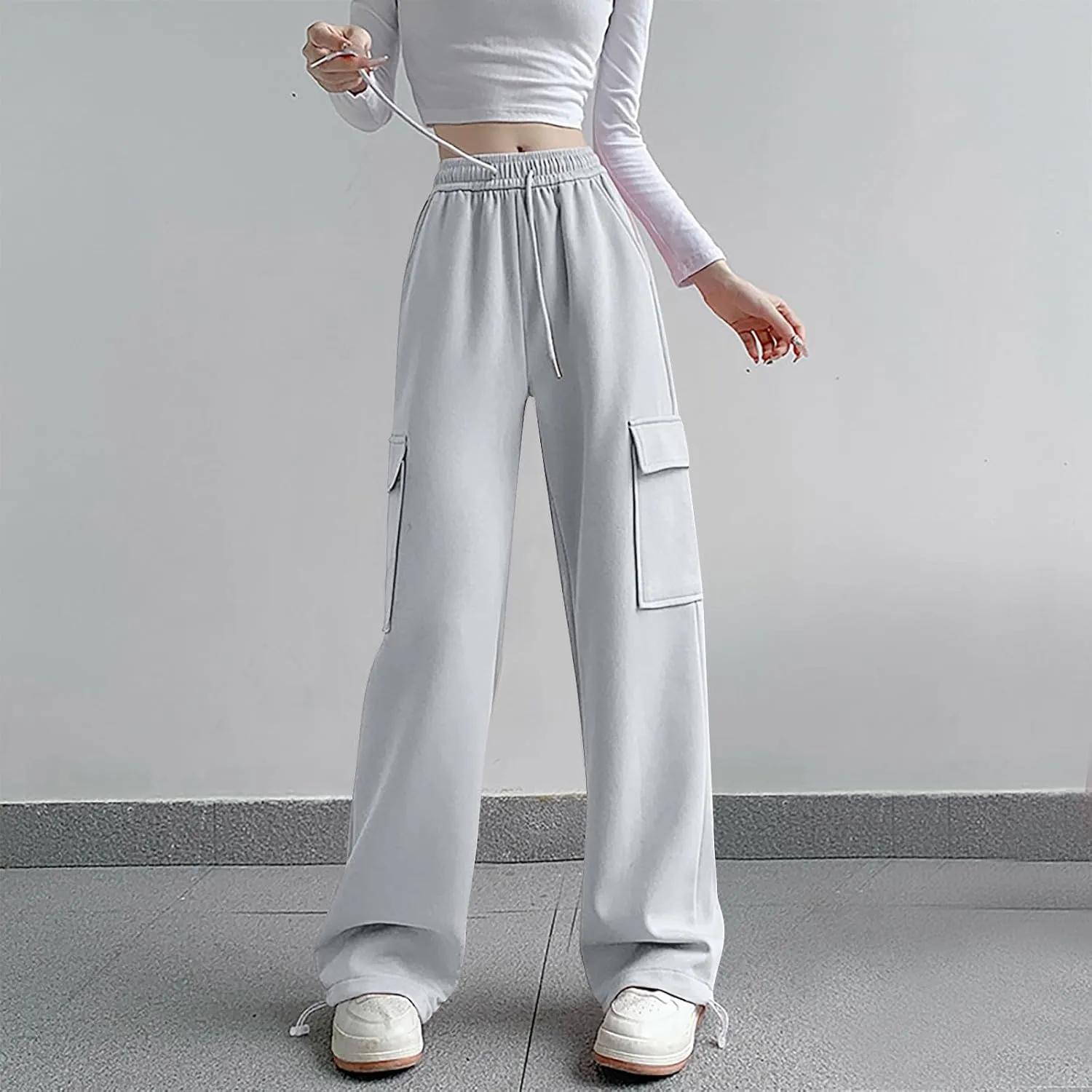 Womens Sweatpants Casual Baggy Wide Leg Joggers with Cargo Pockets Fall Winter Drawstring Fleece Lined Sweat Pants